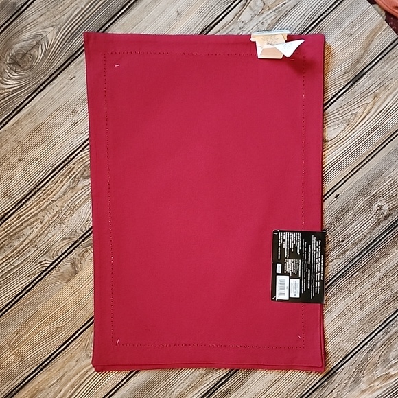 Set of 4 Dark Red Placemats - Picture 2 of 5